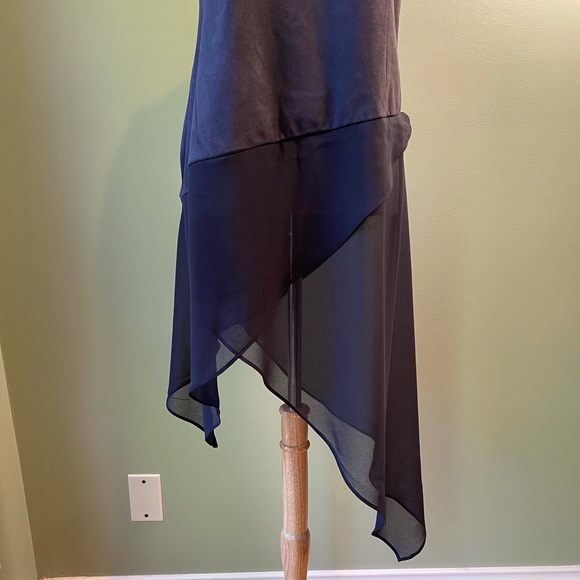 Soft Surroundings Black Sleeveless Handkerchief Hem Tunic Top, Size Medium - Picture 3 of 9